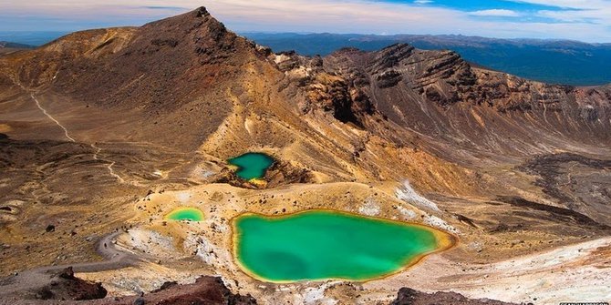 Tempat Wisata Taman Nasional Tongariro