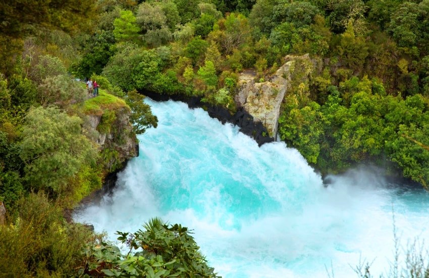 Keindahan Wisata Air Terjun di Selandia Baru